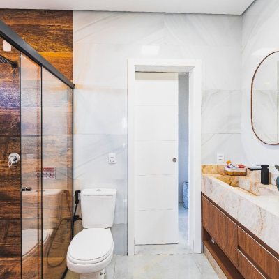 Casa Residencial com 160m², 3 quartos, 1 suíte, 2 garagens, no bairro Campeche em Florianópolis