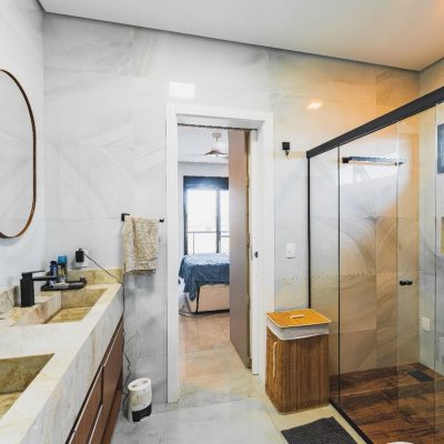 Casa Residencial com 160m², 3 quartos, 1 suíte, 2 garagens, no bairro Campeche em Florianópolis