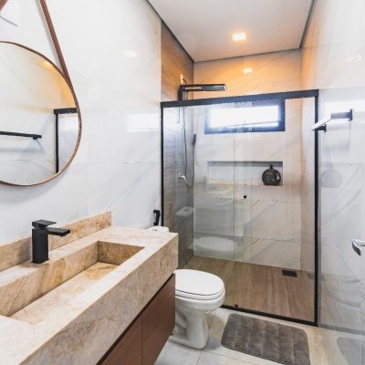 Casa Residencial com 160m², 3 quartos, 1 suíte, 2 garagens, no bairro Campeche em Florianópolis