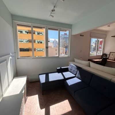 Apartamentos com 72m², 2 quartos, 1 suíte, 1 garagem, no bairro Centro em Florianópolis