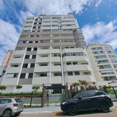 Apartamentos com 100m², 3 quartos (sendo 1 suíte), 1 garagem, no bairro Balneário em Florianópolis