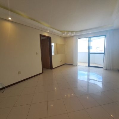 Apartamentos com 100m², 3 quartos (sendo 1 suíte), 1 garagem, no bairro Balneário em Florianópolis