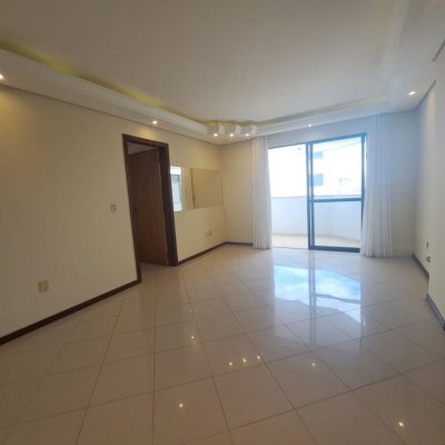 Apartamentos com 100m², 3 quartos (sendo 1 suíte), 1 garagem, no bairro Balneário em Florianópolis
