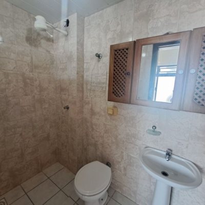 Apartamentos com 100m², 3 quartos (sendo 1 suíte), 1 garagem, no bairro Balneário em Florianópolis