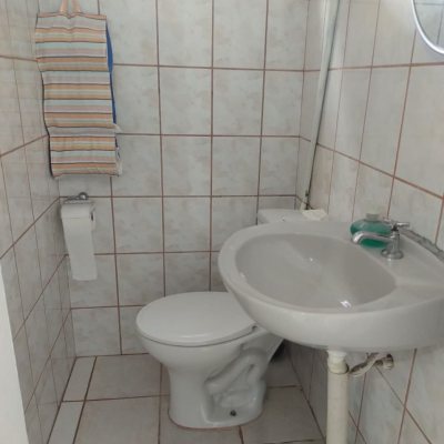 Casa Residencial com 111m², 3 quartos, 1 suíte, 3 garagens, no bairro São João Do Rio Vermelho em Florianópolis