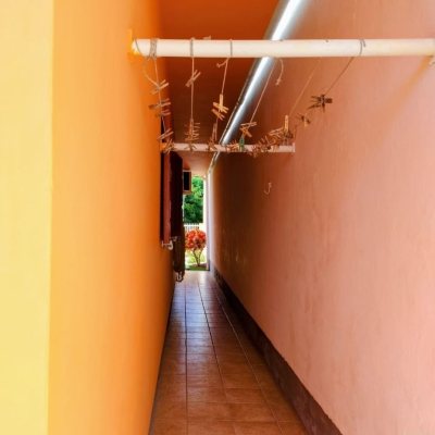 Casa Residencial com 111m², 3 quartos, 1 suíte, 3 garagens, no bairro São João Do Rio Vermelho em Florianópolis