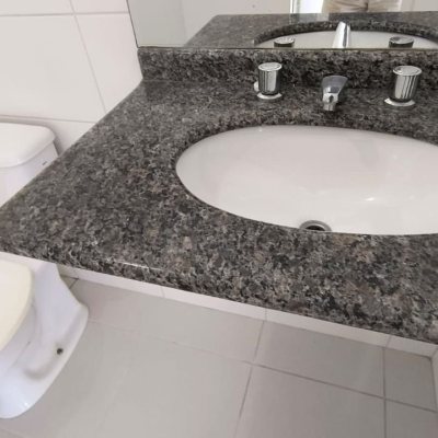 Apartamentos com 45m², 1 quarto, 1 garagem, no bairro Córrego Grande em Florianópolis