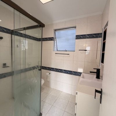 Apartamentos com 91m², 2 quartos, 1 suíte, 1 garagem, no bairro Kobrasol em São José