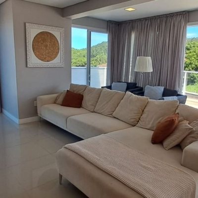 Cobertura com 162m², 3 quartos, 1 suíte, 2 garagens, no bairro Canasvieiras em Florianópolis