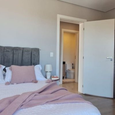 Cobertura com 162m², 3 quartos, 1 suíte, 2 garagens, no bairro Canasvieiras em Florianópolis