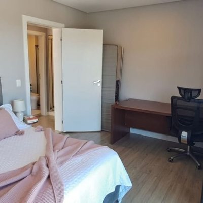 Cobertura com 162m², 3 quartos, 1 suíte, 2 garagens, no bairro Canasvieiras em Florianópolis