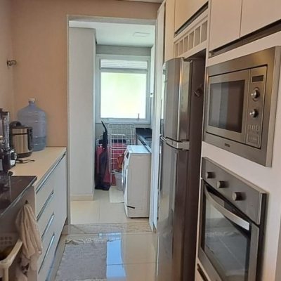 Cobertura com 162m², 3 quartos, 1 suíte, 2 garagens, no bairro Canasvieiras em Florianópolis