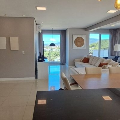 Cobertura com 162m², 3 quartos, 1 suíte, 2 garagens, no bairro Canasvieiras em Florianópolis