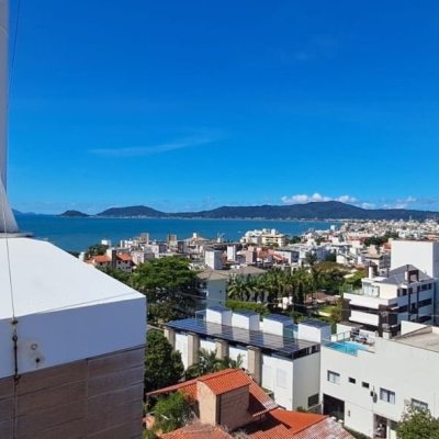 Cobertura com 162m², 3 quartos, 1 suíte, 2 garagens, no bairro Canasvieiras em Florianópolis