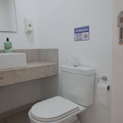 Cobertura com 162m², 3 quartos, 1 suíte, 2 garagens, no bairro Canasvieiras em Florianópolis