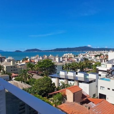 Cobertura com 162m², 3 quartos, 1 suíte, 2 garagens, no bairro Canasvieiras em Florianópolis