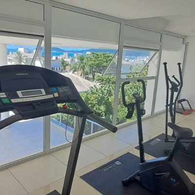 Cobertura com 162m², 3 quartos, 1 suíte, 2 garagens, no bairro Canasvieiras em Florianópolis