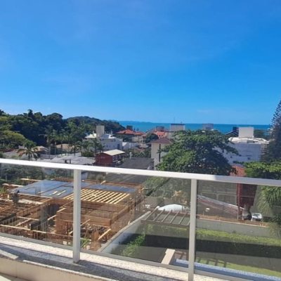 Cobertura com 162m², 3 quartos, 1 suíte, 2 garagens, no bairro Canasvieiras em Florianópolis
