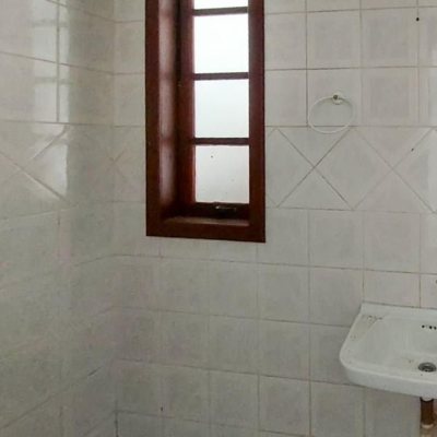 Casa Residencial com 210m², 4 quartos (sendo 2 suítes), 3 garagens, no bairro Morro das Pedras em Florianópolis