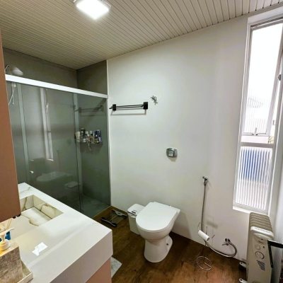 Apartamentos com 147m², 3 quartos (sendo 1 suíte), no bairro Coqueiros em Florianópolis