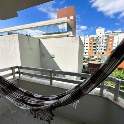 Apartamentos com 147m², 3 quartos (sendo 1 suíte), no bairro Coqueiros em Florianópolis