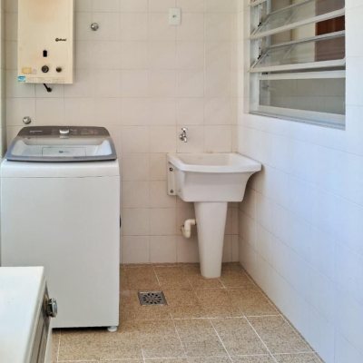 Apartamentos com 119m², 3 quartos, 1 suíte, 1 garagem, no bairro Trindade em Florianópolis