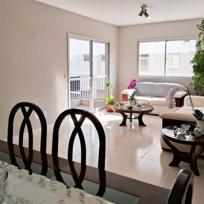 Apartamentos com 119m², 3 quartos, 1 suíte, 1 garagem, no bairro Trindade em Florianópolis