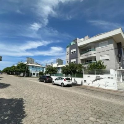 Apartamentos com 82m², 2 quartos (sendo 2 suítes), 1 garagem, no bairro Ingleses do Rio Vermelho em Florianópolis