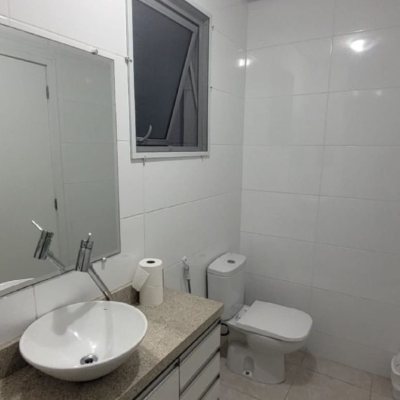 Apartamentos com 82m², 2 quartos (sendo 2 suítes), 1 garagem, no bairro Ingleses do Rio Vermelho em Florianópolis