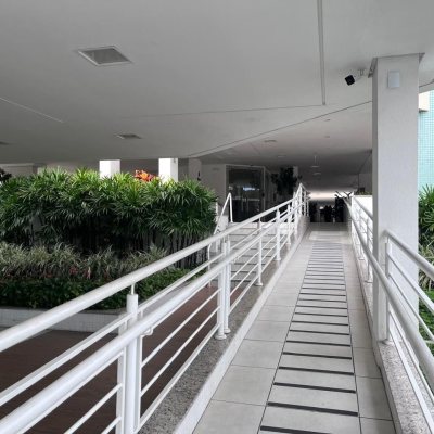 Apartamentos com 67m², 2 quartos (sendo 1 suíte), 1 garagem, no bairro Abraão em Florianópolis