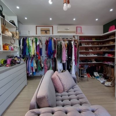 Casa em Condomínio com 138m², 3 quartos, 3 suítes, 2 garagens, no bairro Cachoeira Do Bom Jesus em Floranópolis