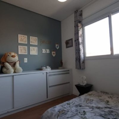 Casa em Condomínio com 138m², 3 quartos, 3 suítes, 2 garagens, no bairro Cachoeira Do Bom Jesus em Floranópolis