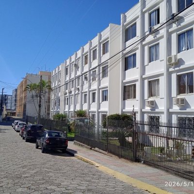 Apartamentos com 78m², 3 quartos (sendo 1 suíte), 1 garagem, no bairro Estreito em Florianópolis