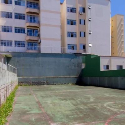 Apartamentos com 78m², 3 quartos, 1 suíte, 1 garagem, no bairro Estreito em Florianópolis
