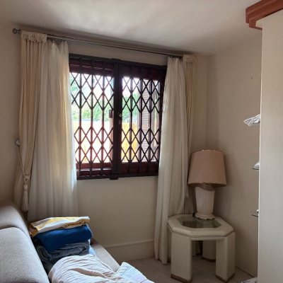 Casa Residencial com 640m², 5 quartos (sendo 5 suítes), 4 garagens, no bairro Itacorubi em Florianópolis