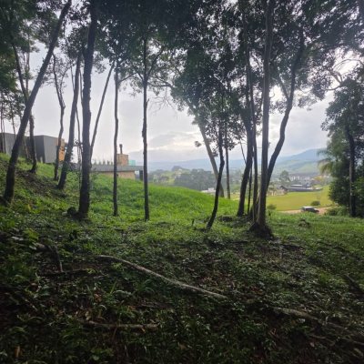 Terrenos Residenciais com 1011m², no bairro Invernadinha em Rancho Queimado