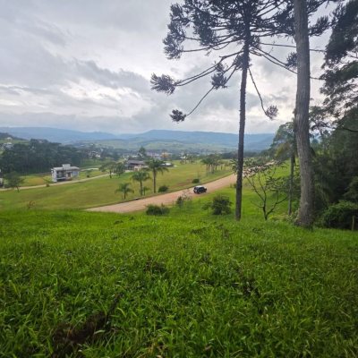 Terrenos Residenciais com 1011m², no bairro Invernadinha em Rancho Queimado