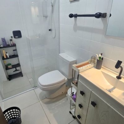 Apartamentos com 69m², 2 quartos, 1 garagem, no bairro Kobrasol em São José