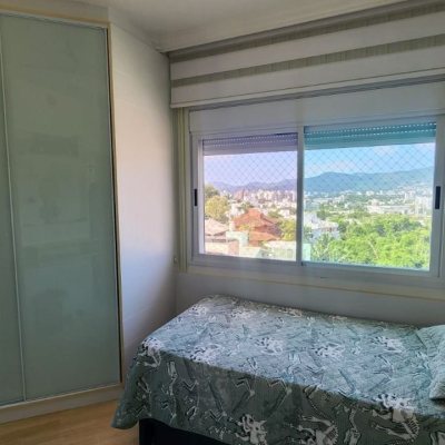 Casa Residencial com 409m², 4 quartos (sendo 4 suítes), 4 garagens, no bairro Carvoeira em Florianópolis