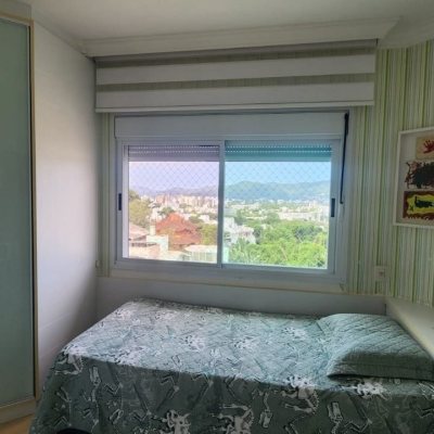 Casa Residencial com 409m², 4 quartos (sendo 4 suítes), 4 garagens, no bairro Carvoeira em Florianópolis