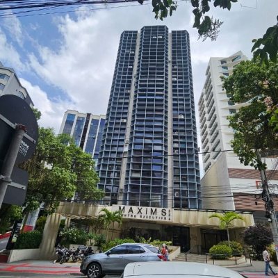Sala com 32m², no bairro Centro em Florianópolis