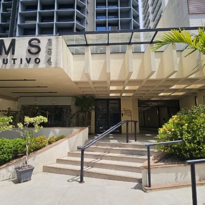 Sala com 32m², no bairro Centro em Florianópolis