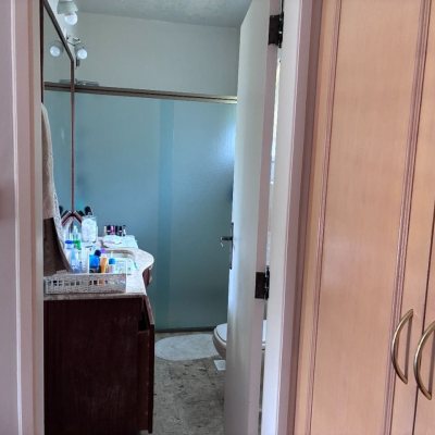 Casa Residencial com 240m², 3 quartos (sendo 1 suíte), 2 garagens, no bairro Córrego Grande em Florianópolis