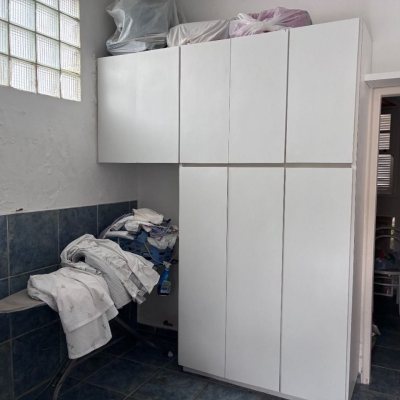 Casa Residencial com 240m², 3 quartos (sendo 1 suíte), 2 garagens, no bairro Córrego Grande em Florianópolis