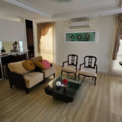 Casa Residencial com 339m², 3 quartos (sendo 3 suítes), 3 garagens, no bairro Santa Mônica em Florianópolis