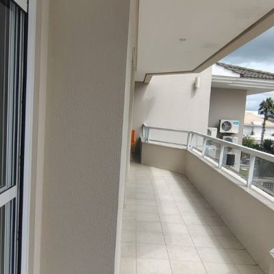 Apartamentos com 118m², 3 quartos (sendo 1 suíte), 2 garagens, no bairro Jurerê em Florianópolis