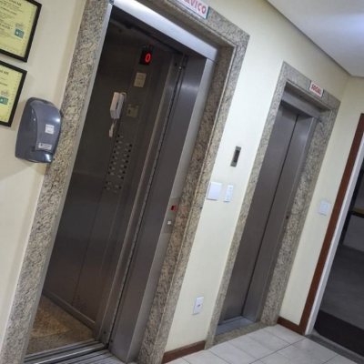 Apartamentos com 58m², 2 quartos, 1 garagem, no bairro Barreiros em São José