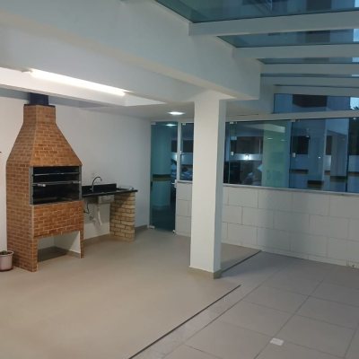 Apartamentos com 88m², 3 quartos (sendo 1 suíte), 2 garagens, no bairro Praia Comprida em São José