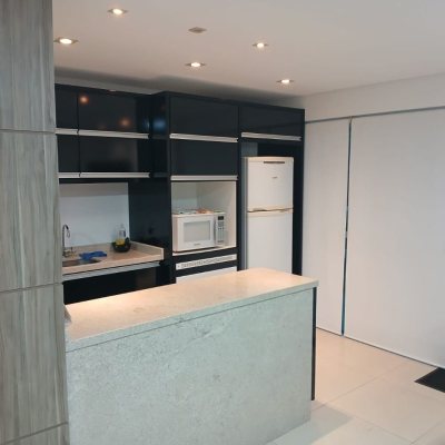 Apartamentos com 88m², 3 quartos (sendo 1 suíte), 2 garagens, no bairro Praia Comprida em São José