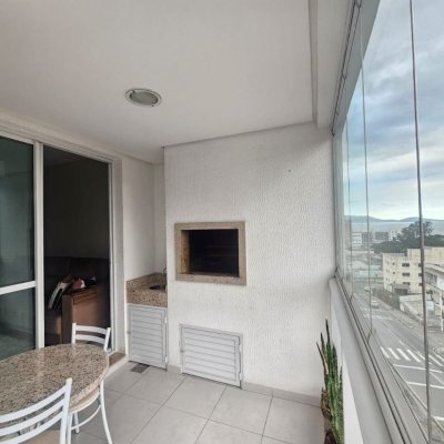 Apartamentos com 88m², 3 quartos (sendo 1 suíte), 2 garagens, no bairro Praia Comprida em São José